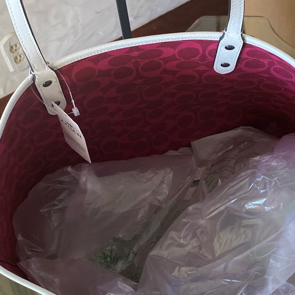 NWT Coach Colorblock Tote&wristlet&wallet - Picture 5 of 16